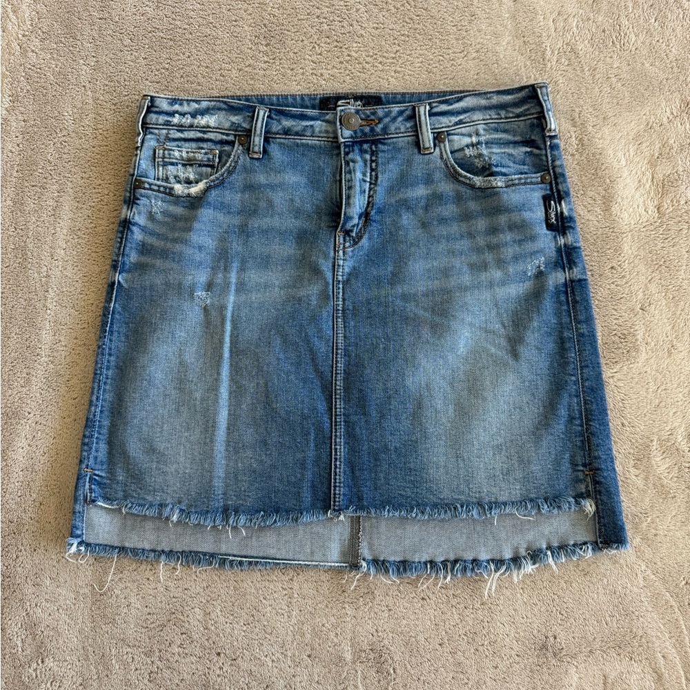 Silver Jeans Francy Skirt Size 6